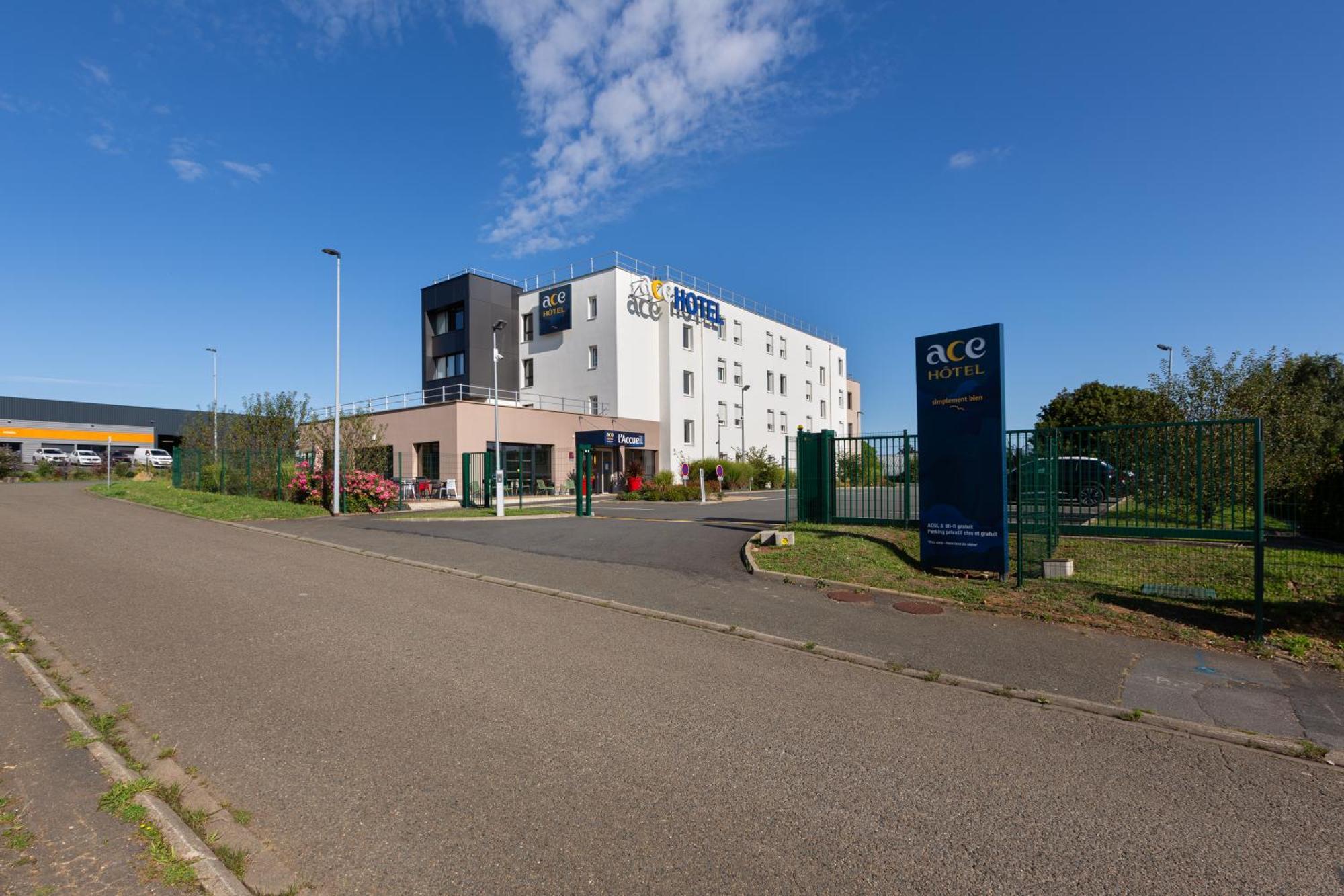 Ace Hotel Le Mans Saint-Saturnin  Exterior foto